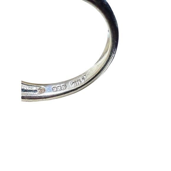 Elegant solid sterling Silver Ring with Yellow Gemstone has sterling marks. - Picture 8 of 16